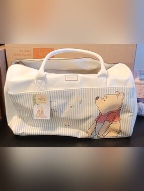 Primark Winnie the Pooh Weekender bag